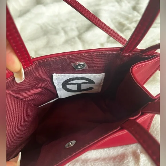 Telfar Women's Red Handbag - Picture 6 of 8